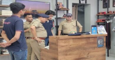 रुद्रपुर के मुख्य बाजार में चोरी, चार दुकानों से 20 लाख की नकदी उड़ाई