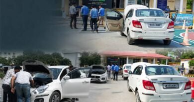 रुद्रपुर में हैरान करने वाला मामला: एक ही रजिस्ट्रेशन नंबर पर दो कारें, चेसिस नंबर भी निकला समान; आधार कार्ड में भी मिली गड़बड़ी