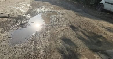 सीएम के आदेश की रुद्रपुर में अफसर निकाल रहे हवा: हिचकोले खा रही जनता, कई सड़कें अब भी नहीं हो सकी गड्ढा मुक्त